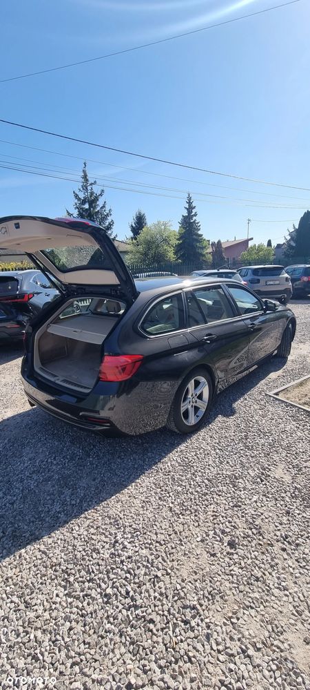 BMW Seria 3 320d Luxury Line Purity sport - 22