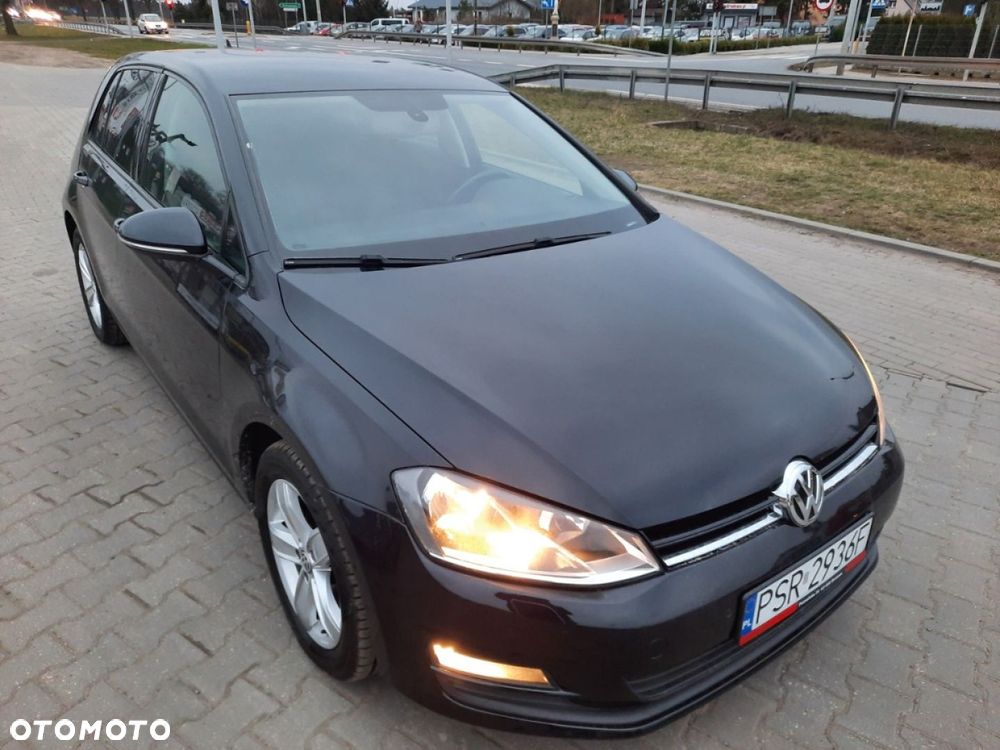 Volkswagen Golf - 5