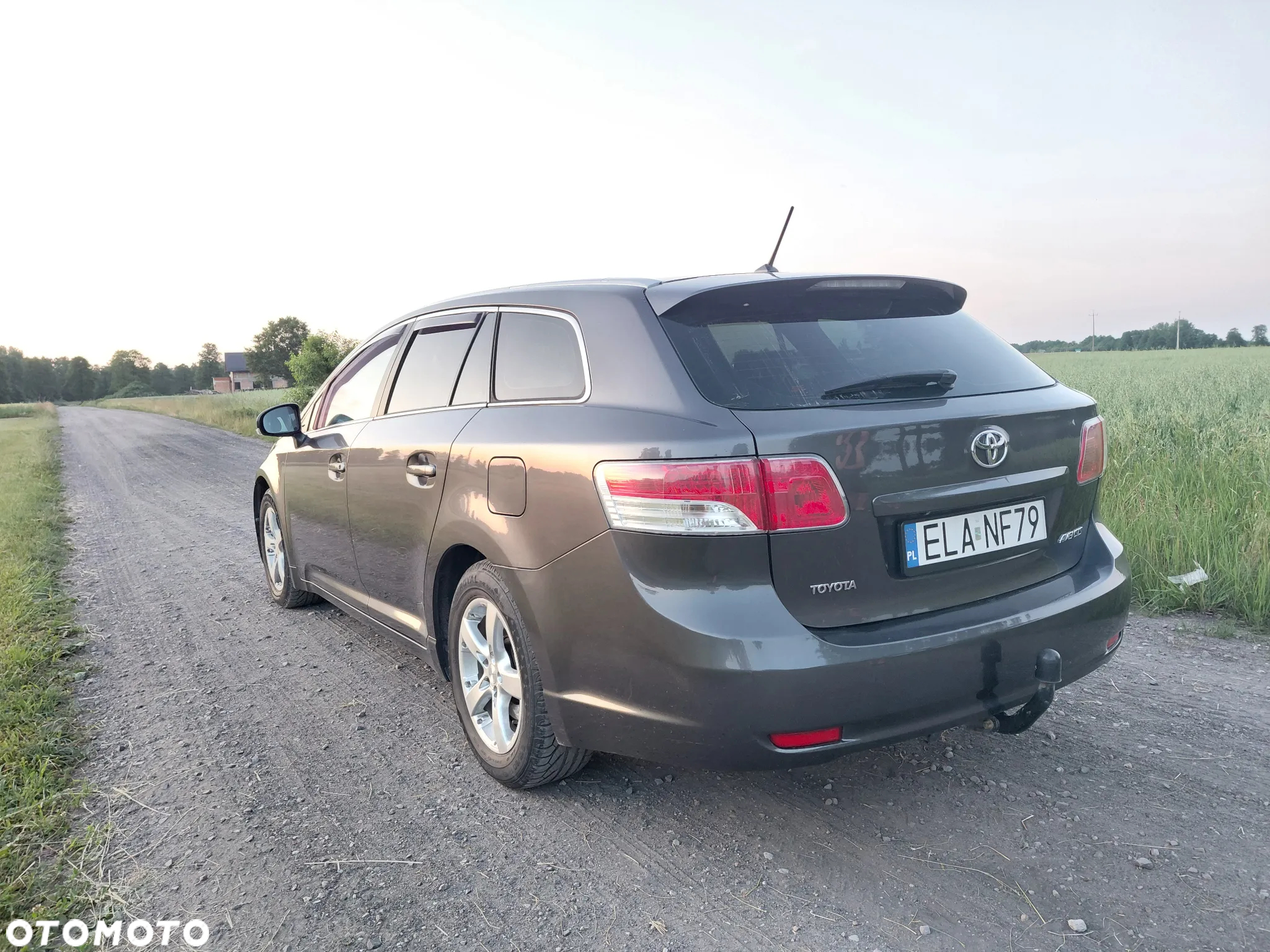 Toyota Avensis 2.0 D-4D Sol - 5