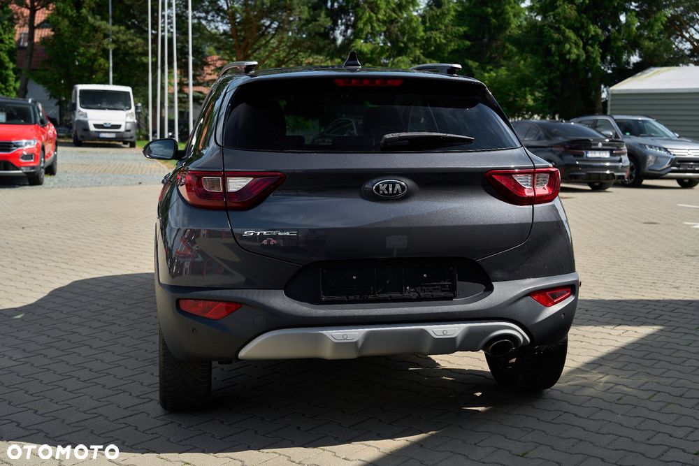 Kia Stonic - 11