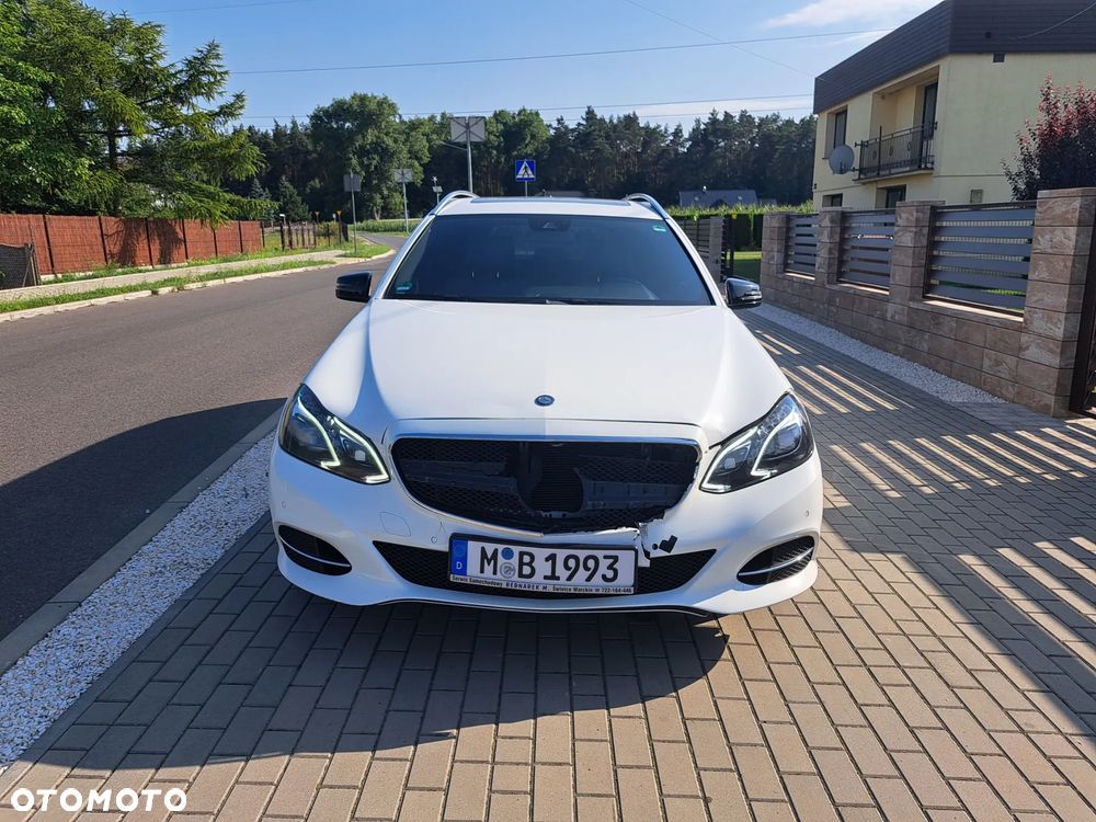 Mercedes-Benz Klasa E 220 CDI 7G-TRONIC - 19