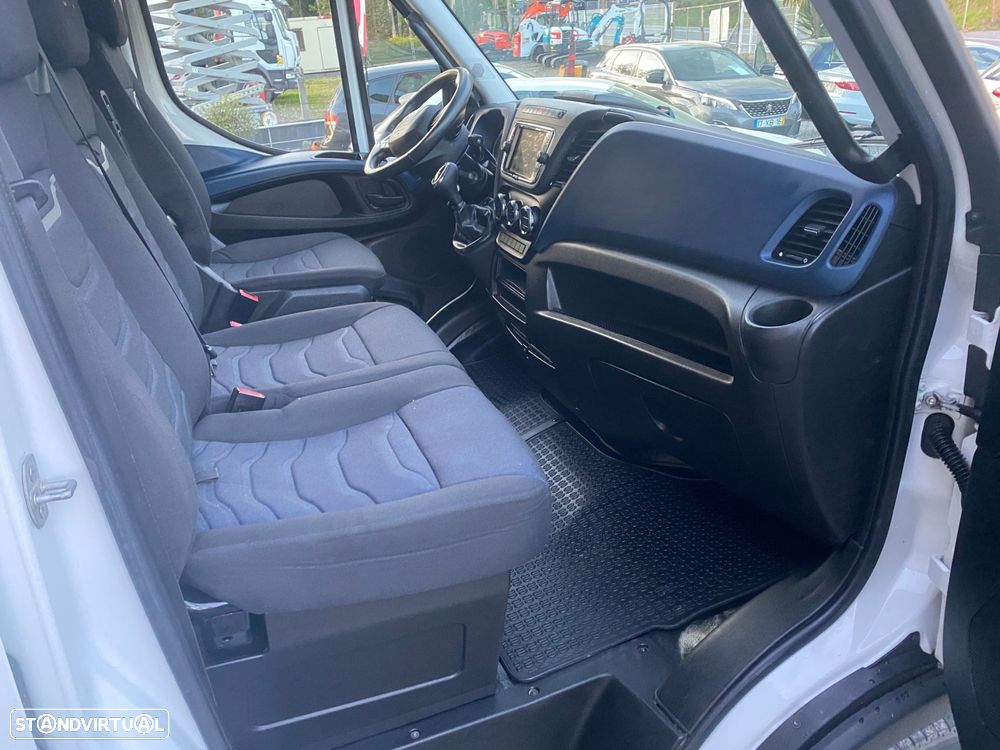 Iveco Daily 3.0 35C21HV - 5