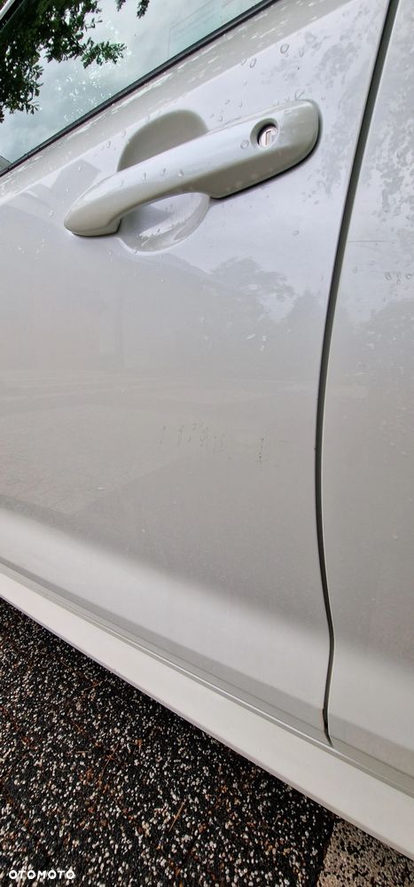 Toyota Corolla 1.8 Hybrid Comfort - 11