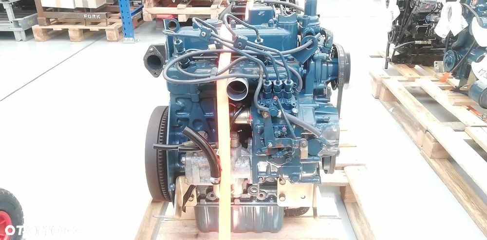 SILNIK Kubota D1005 23.5 kW IDEALNY 8942 NETTO - 3