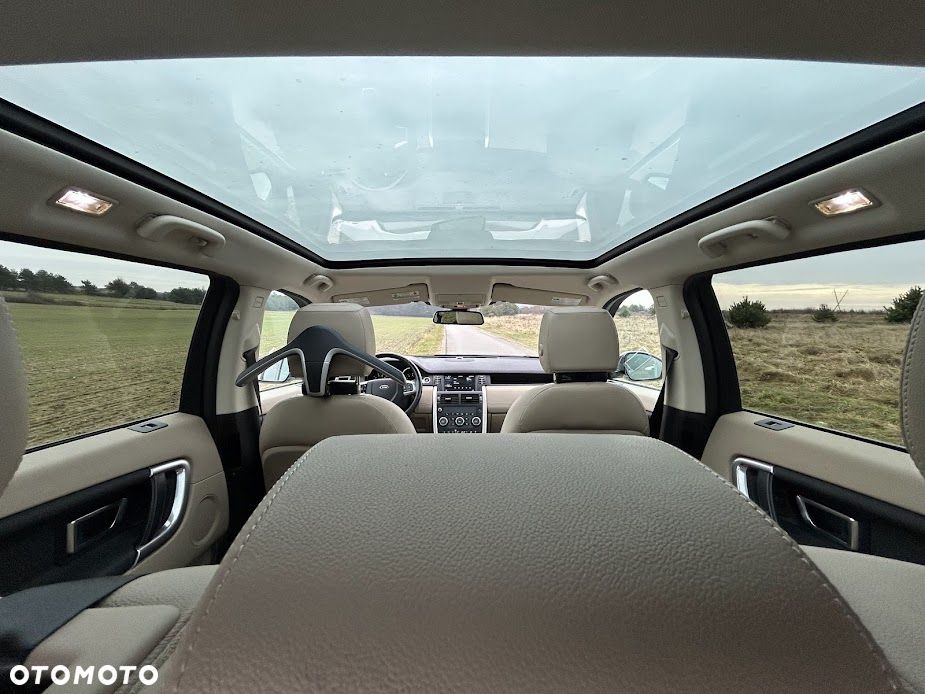 Land Rover Discovery Sport - 2