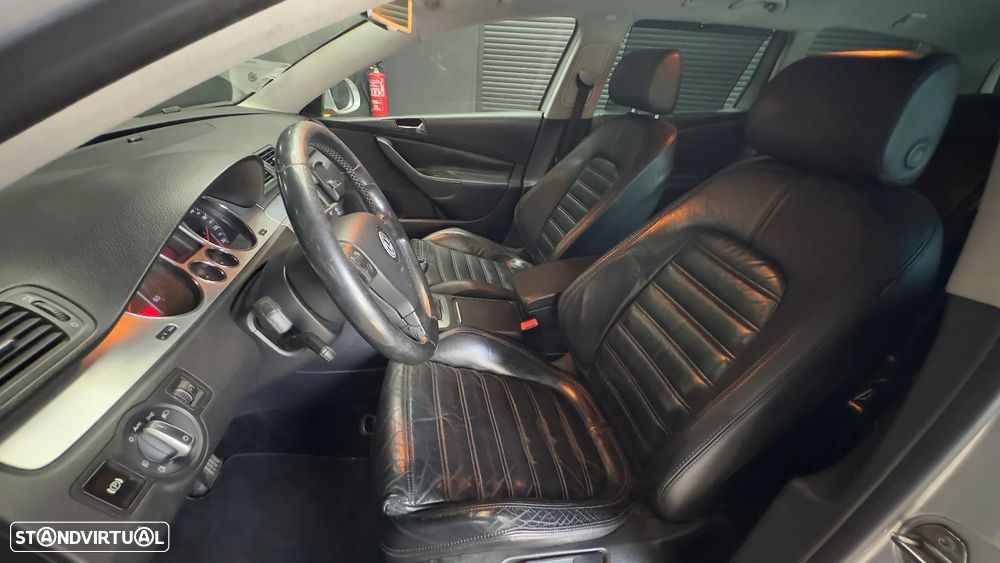 VW Passat Variant 2.0 TDI Highline - 15