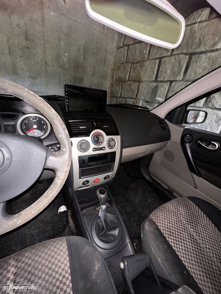 Renault Mégane 1.5 dCi Confort - 7