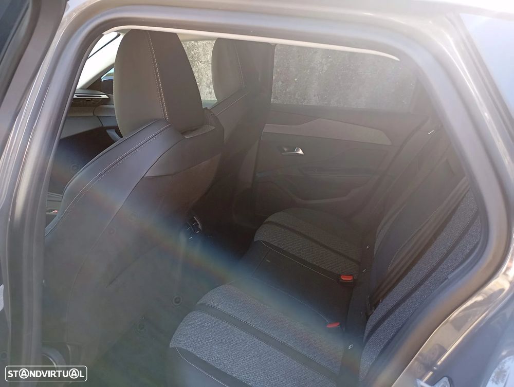 Peugeot 308 SW 1.2 Hybrid Allure e-DCS6 - 13