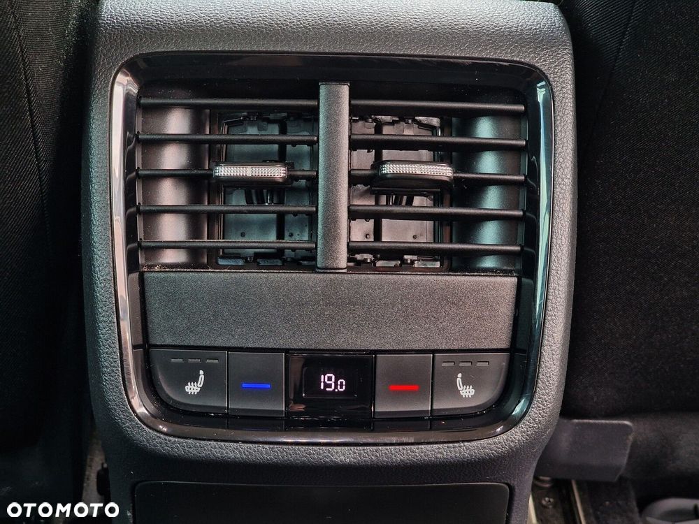 Skoda Octavia 1.5 TSI mHEV Selection DSG - 19