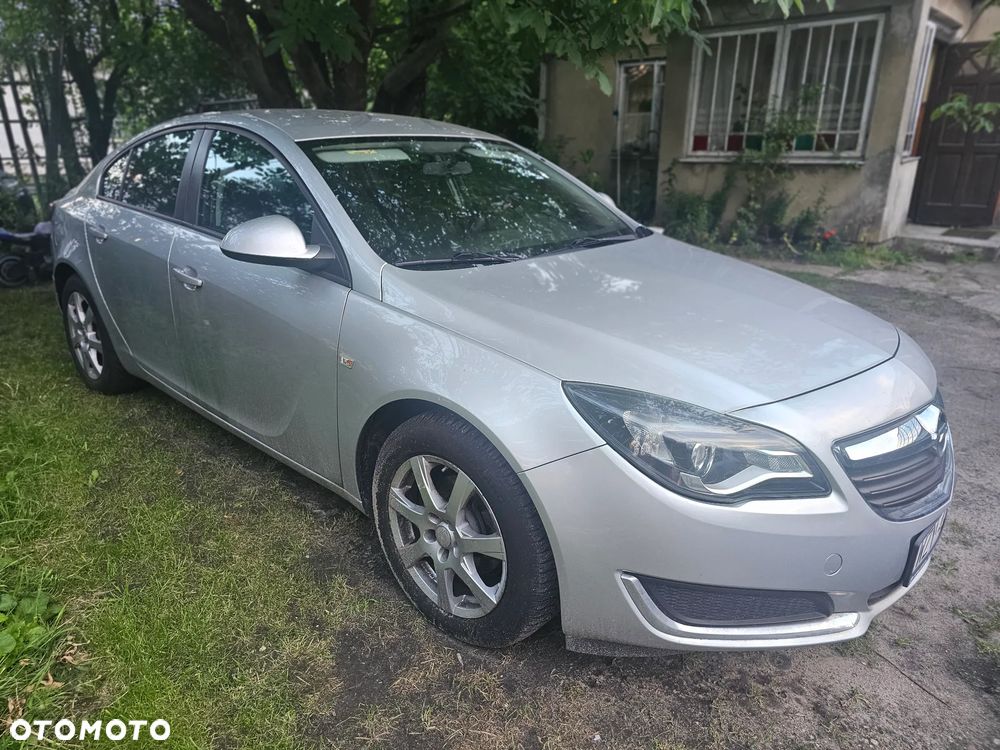 Opel Insignia 1.8 - 36