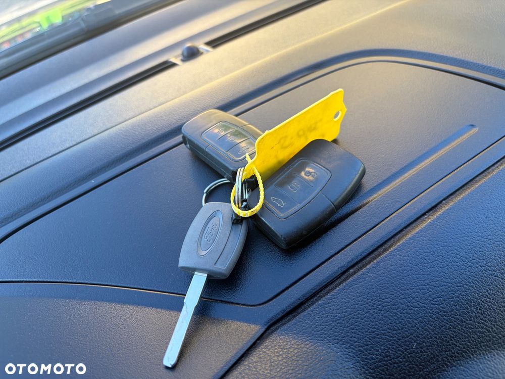 Ford Focus 1.8 Titanium - 36