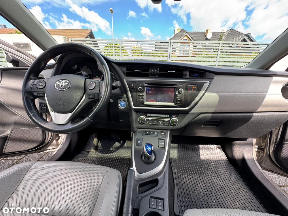 Toyota Auris Hybrid 135 Prestige - 18