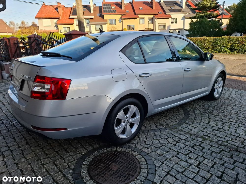 Skoda Octavia 1.5 TSI ACT Ambition - 9
