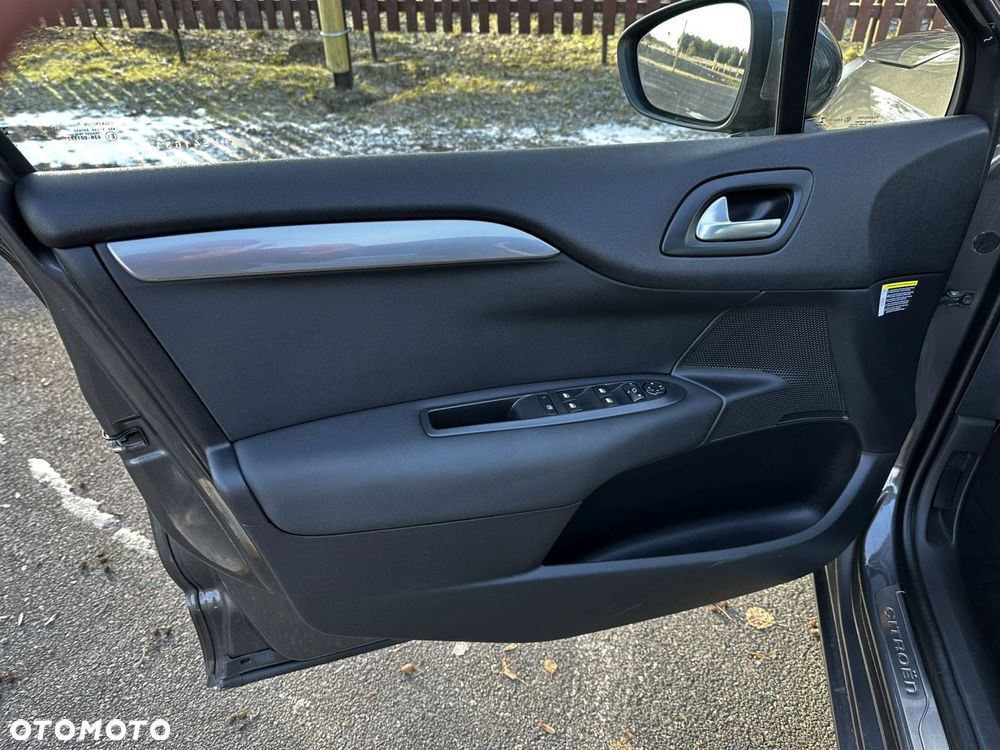 Citroën C4 BlueHDi 120 Stop&Start Shine - 7