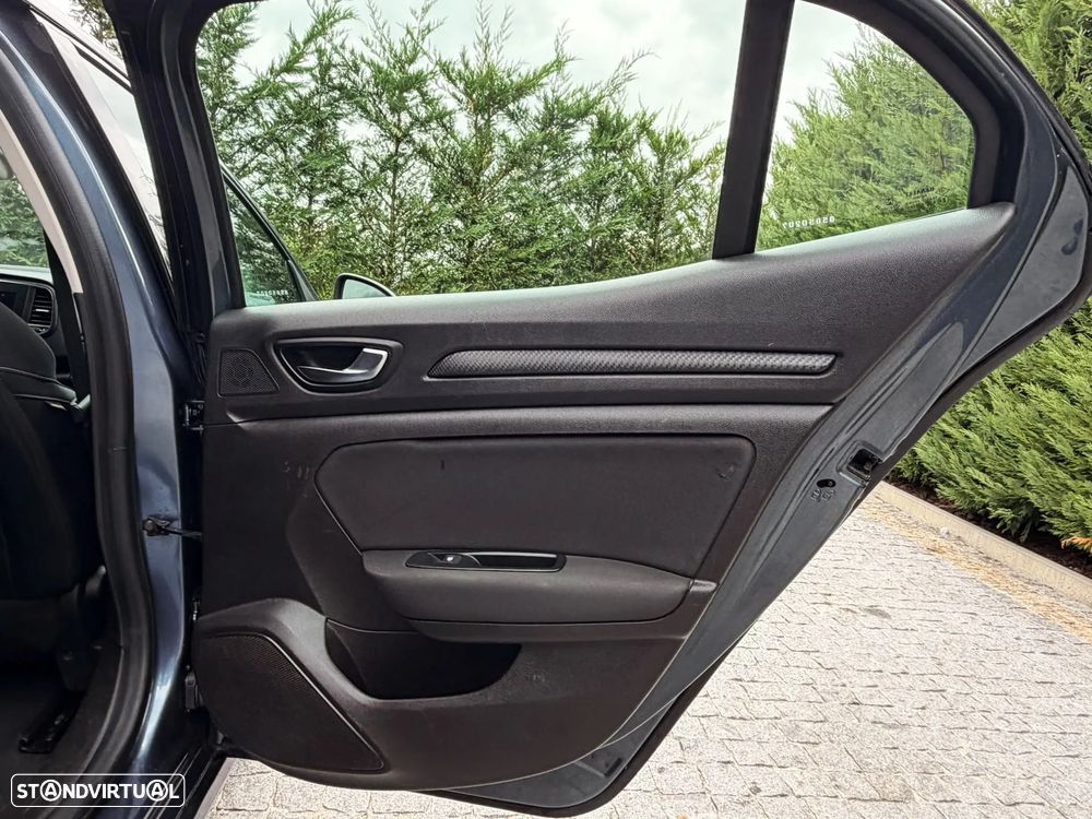 Renault Mégane BLUE dCi 115 ZEN - 22