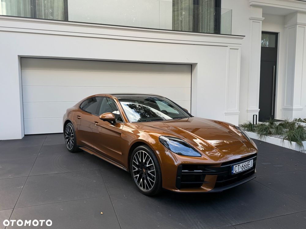 Porsche Panamera 4 E-Hybrid - 1