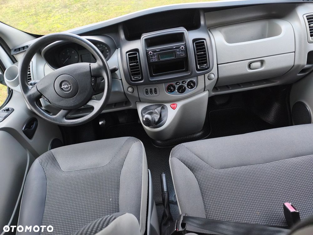 Opel VIVARO - 15