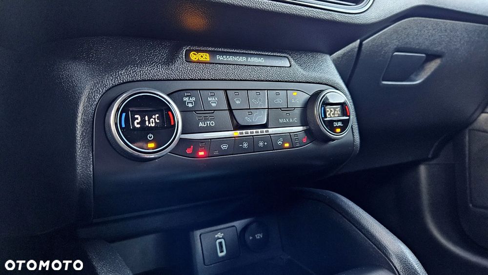 Ford Focus 1.5 EcoBoost ST-Line - 33