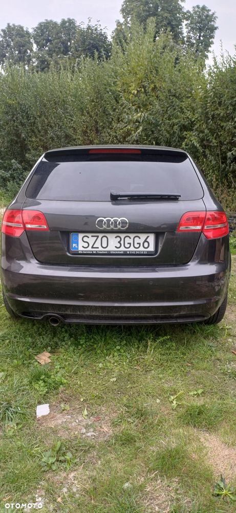 Audi A3 Sportback 1.6 TDI DPF S line Sportpaket - 20