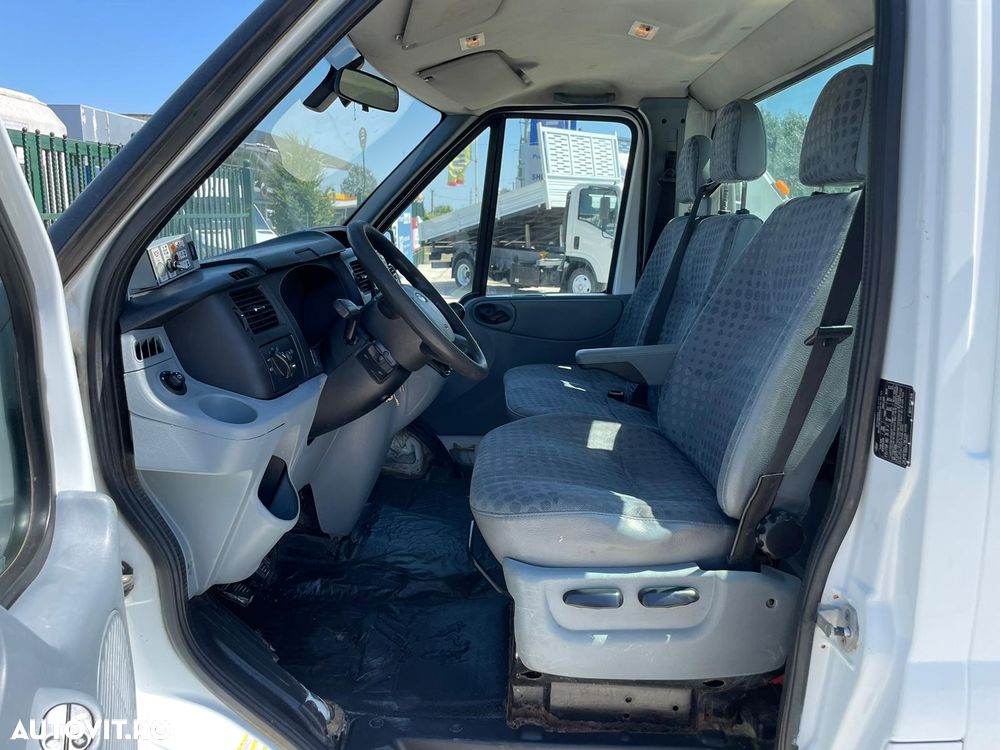 Ford Transit NACELA 4x4 18 M - 24