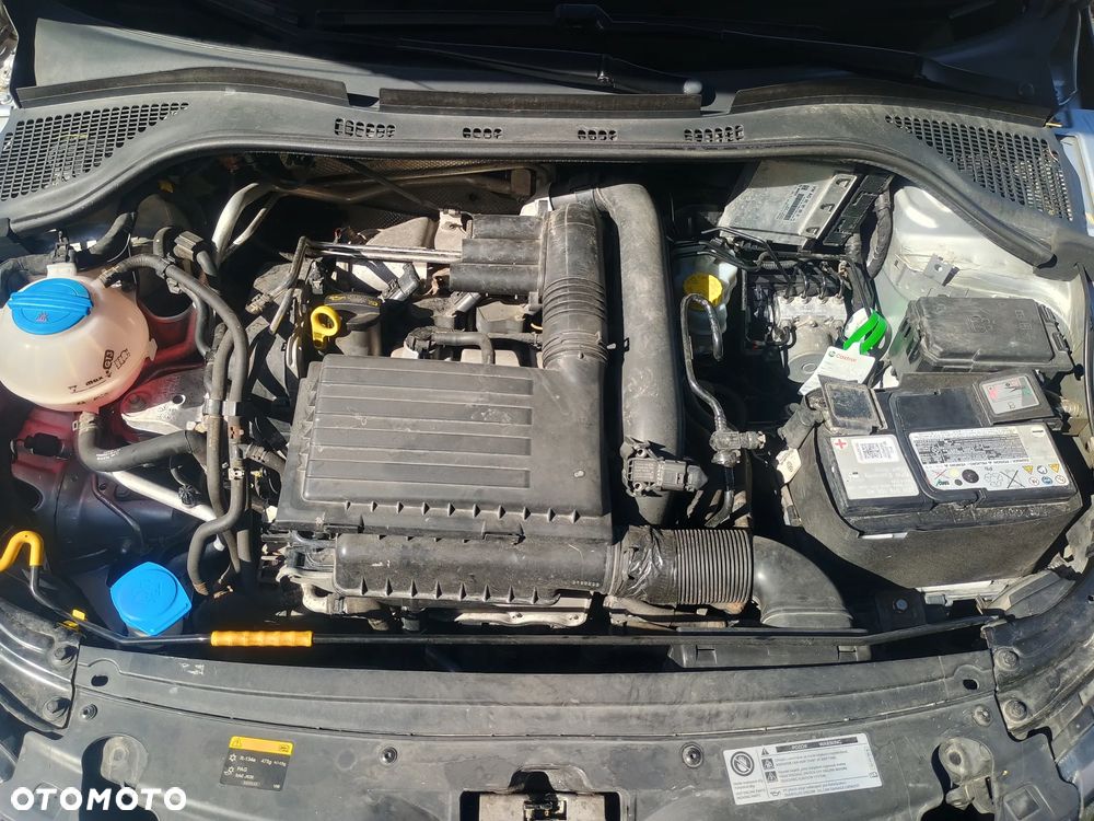 Skoda RAPID 1.2 TSI Style - 11