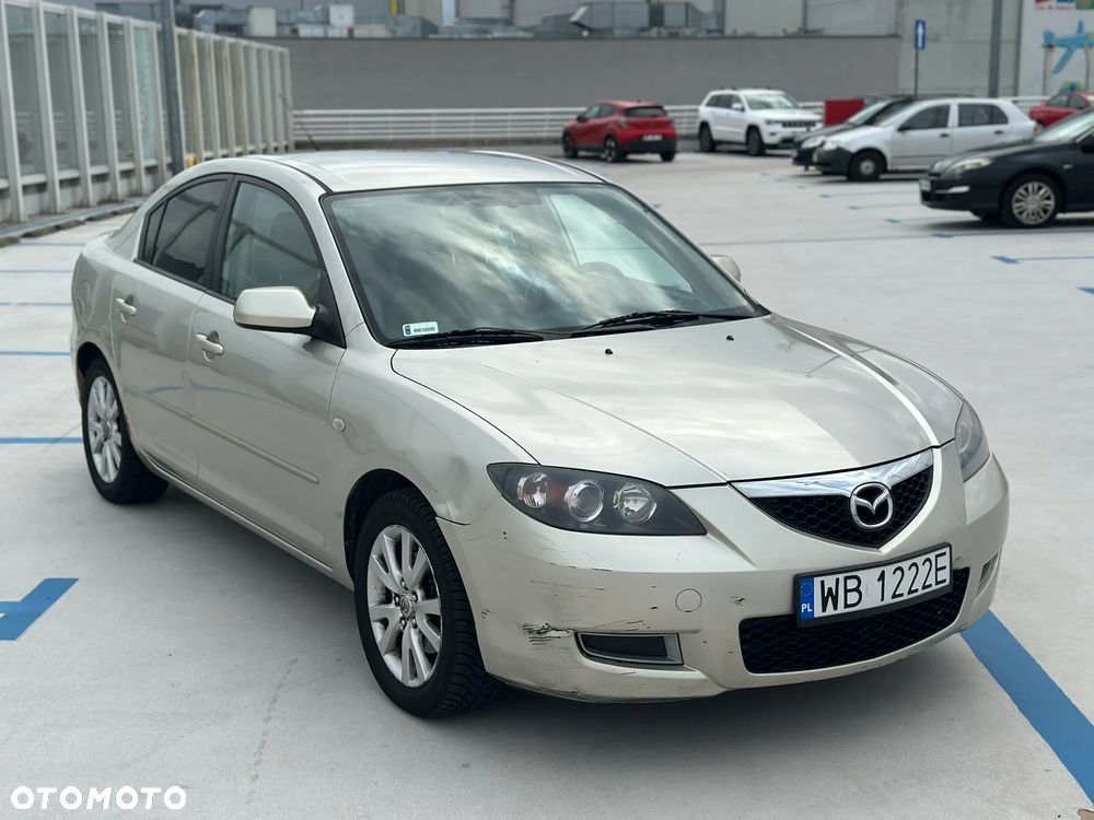Mazda 3 2.0 Exclusive + - 2
