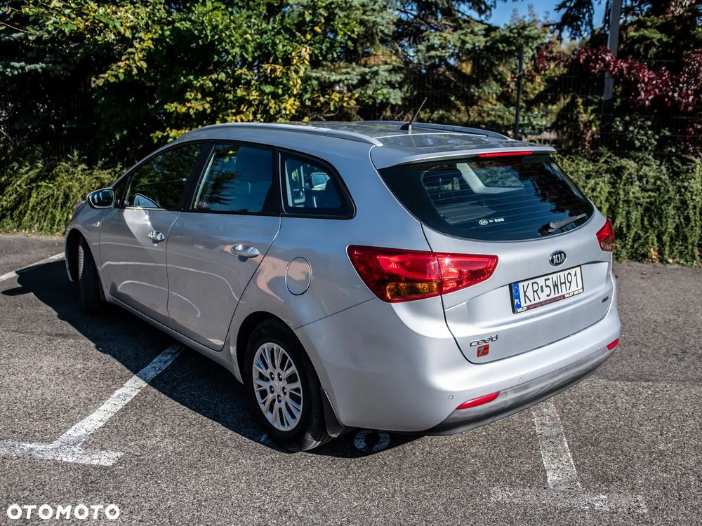 Kia Ceed 1.4 CRDi S - 11