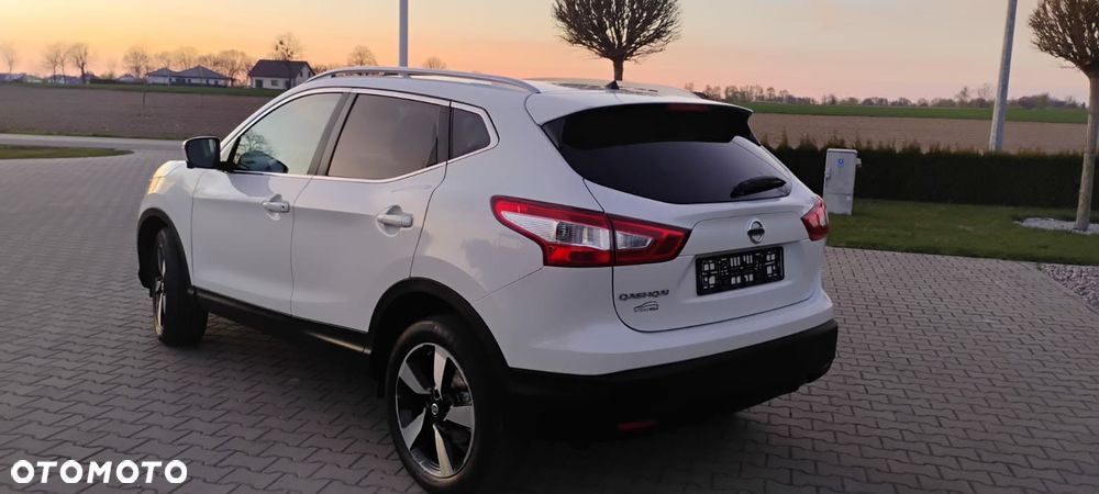 Nissan Qashqai - 22