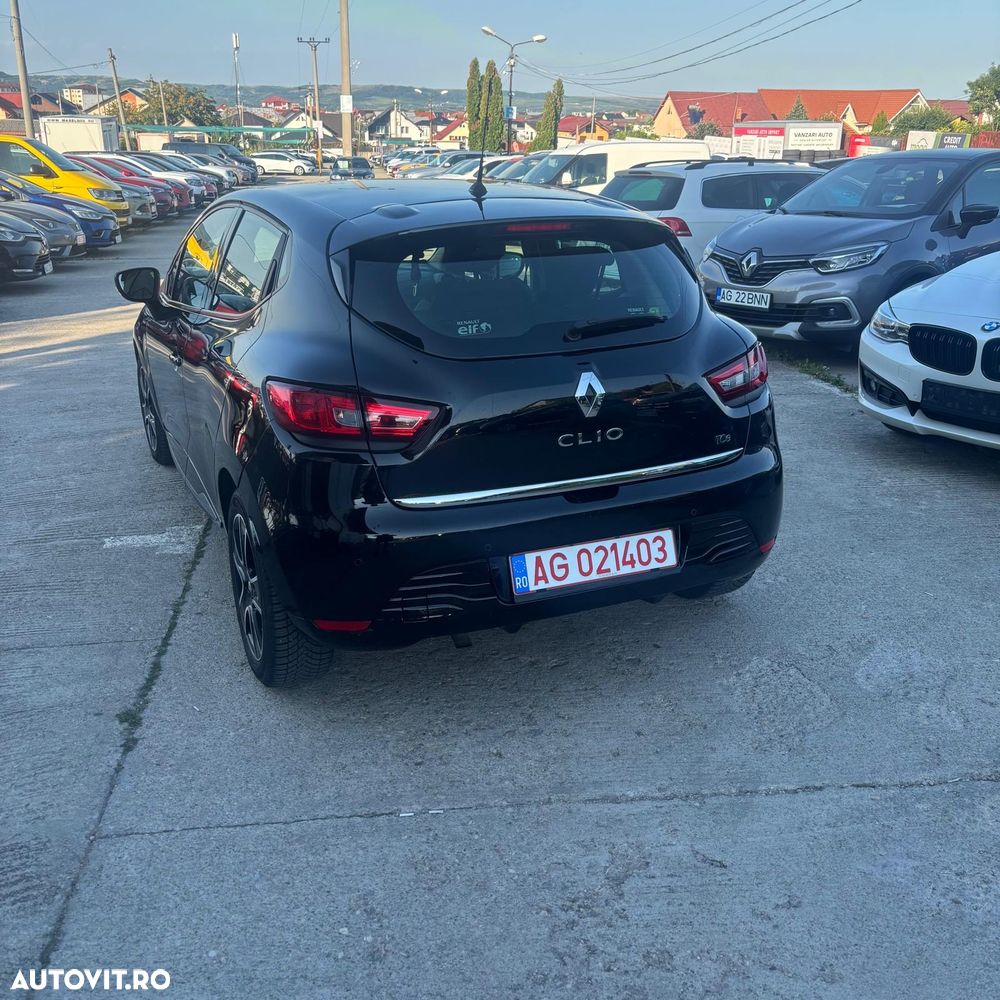 Renault Clio TCe 90 Paris - 8