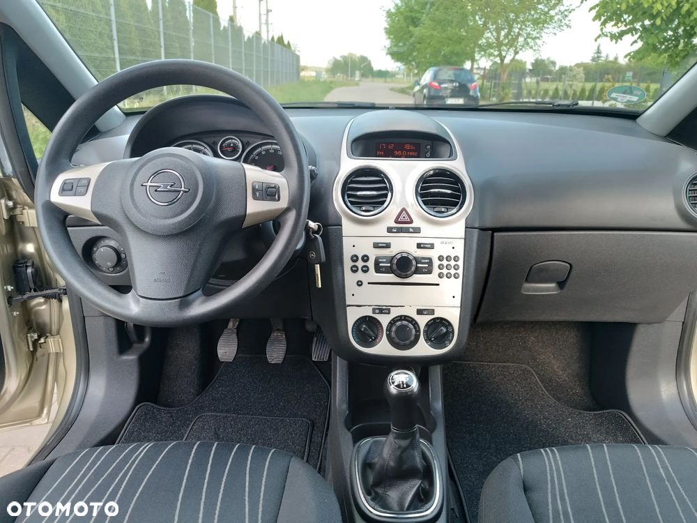 Opel Corsa 1.2 16V Color Edition - 2
