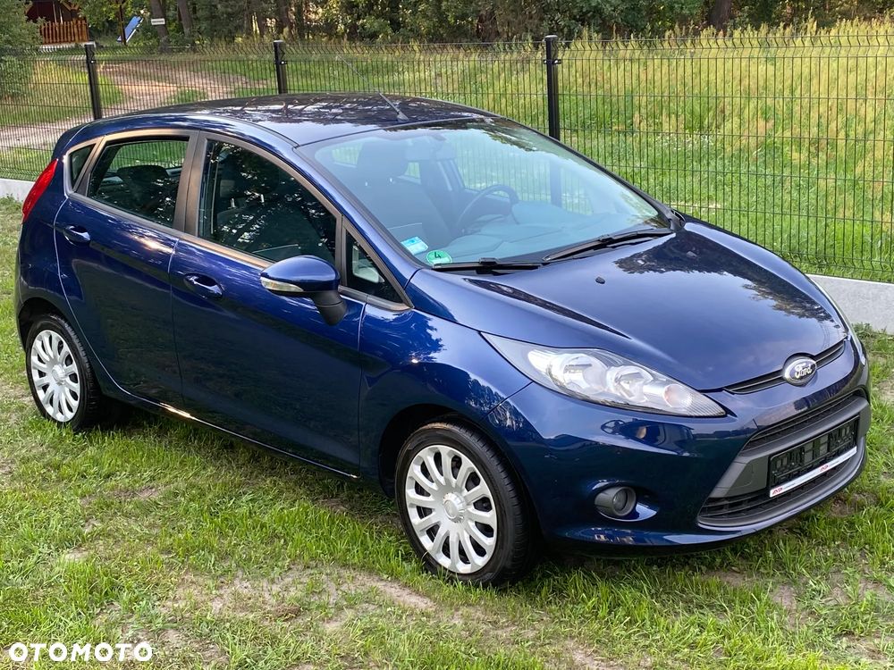 Ford Fiesta 1.4 Trend - 12
