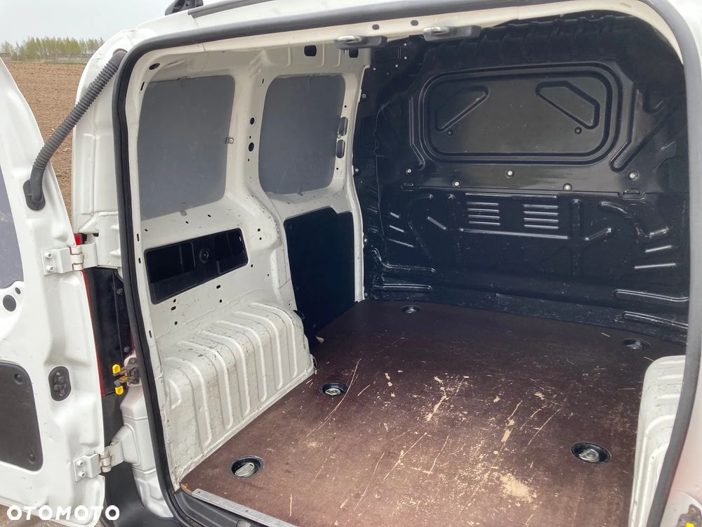 Fiat Fiorino 1.4 + instalacja LPG, VAT-1, faktura 23%, SALON POLSKA - 12