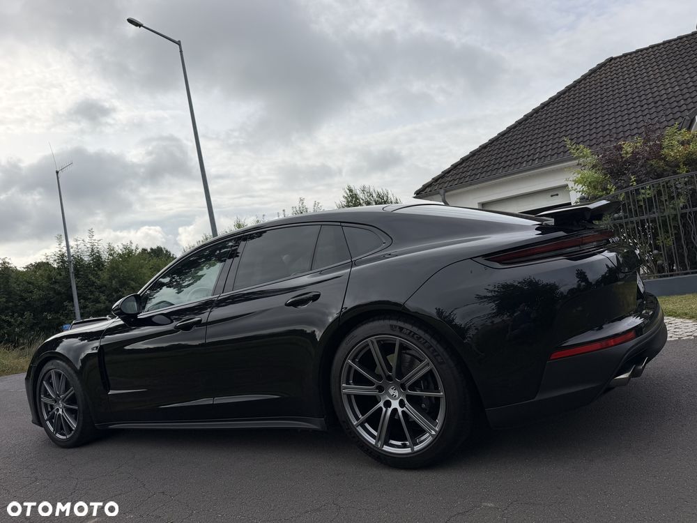 Porsche Panamera 4 - 38