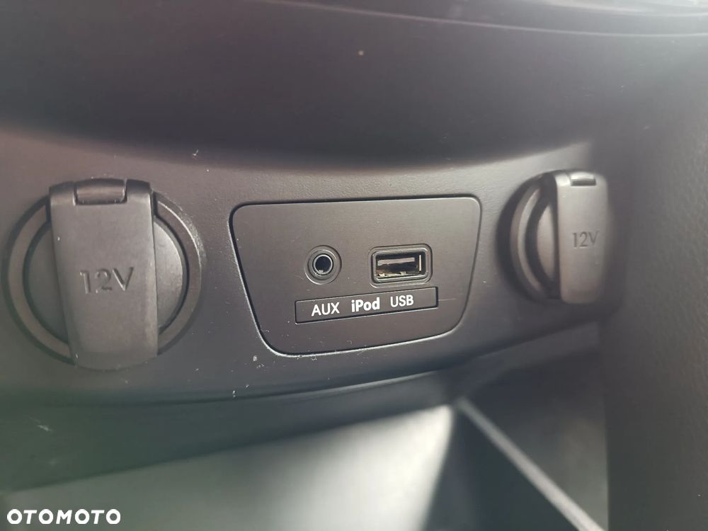 Hyundai i30 i30cw 1.4 Fifa World Cup Edition - 24