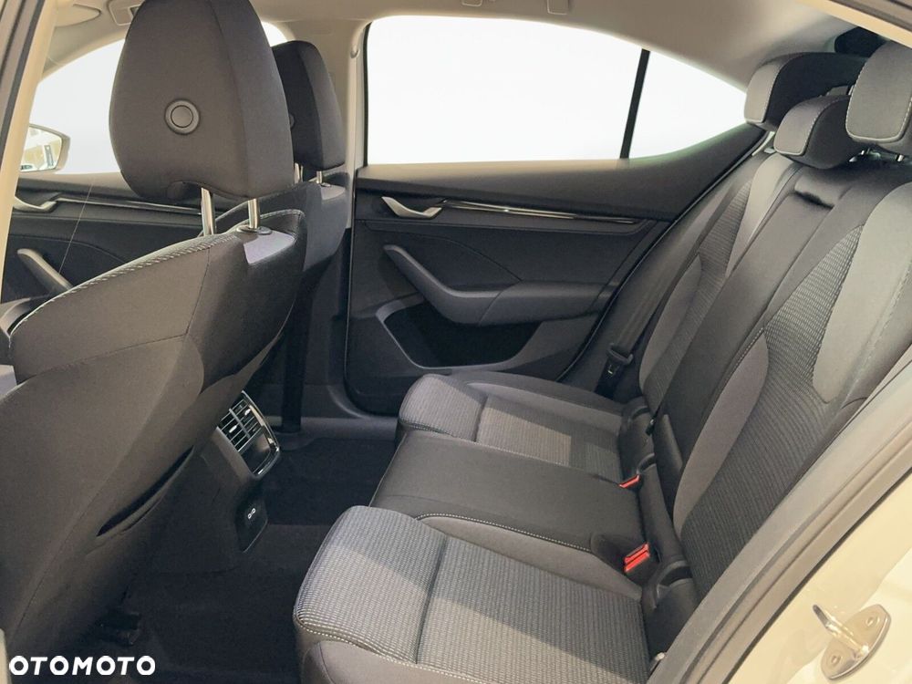 Skoda Octavia 1.5 TSI Selection - 13