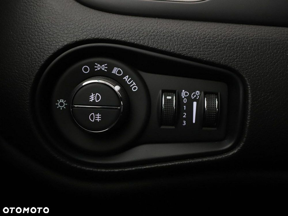 Jeep Renegade 1.5 GSE T4 48V e-Hybrid Automatik Longitude - 34