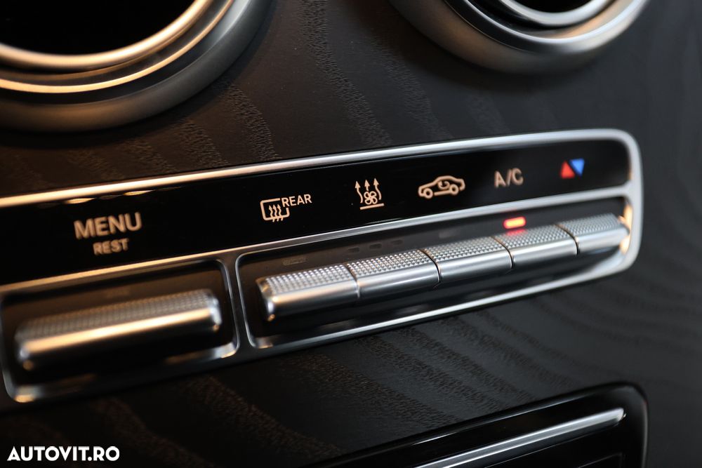 Mercedes-Benz GLC Coupe 300 de 4MATIC - 23