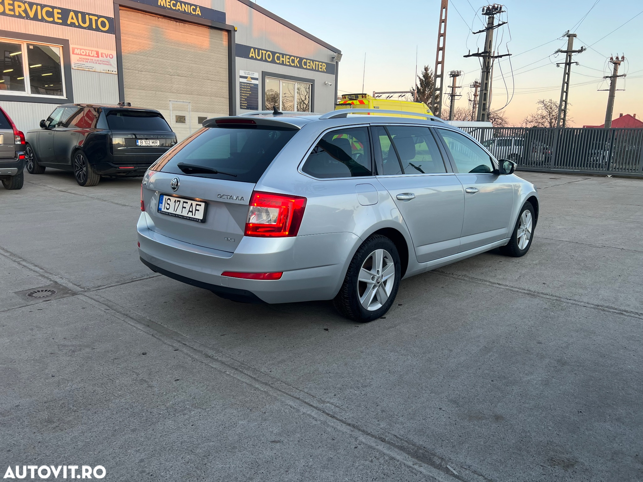 Skoda Octavia 2.0 TDI (Green tec) 4x4 Ambition - 26