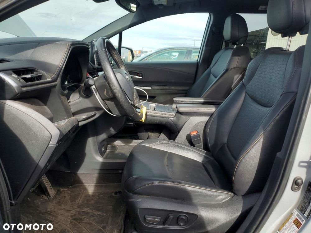 Toyota Sienna - 8