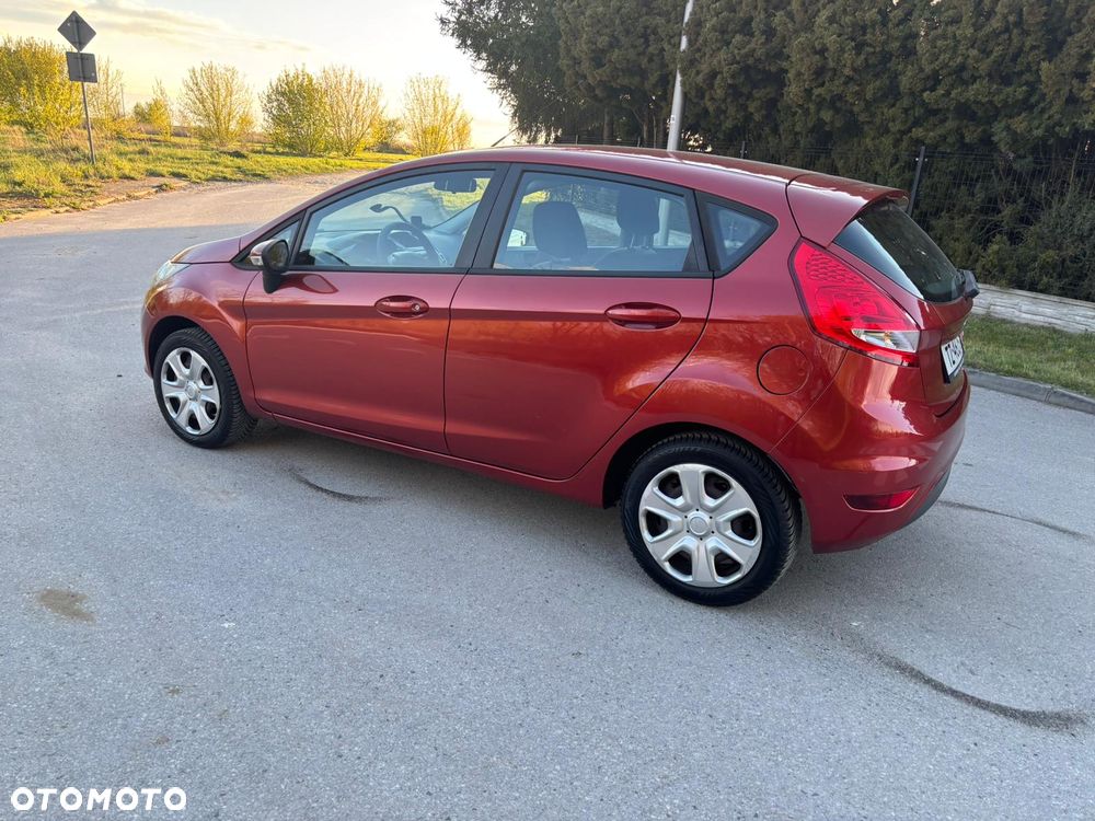 Ford Fiesta 1.25 Champions Edition - 37