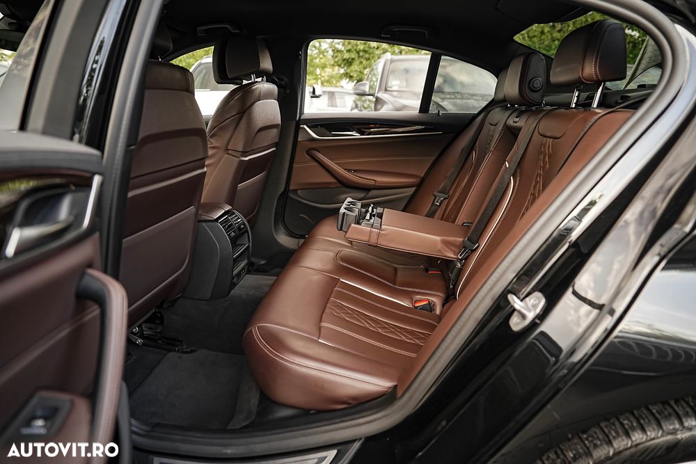 BMW Seria 5 530e Aut. Luxury Line - 8
