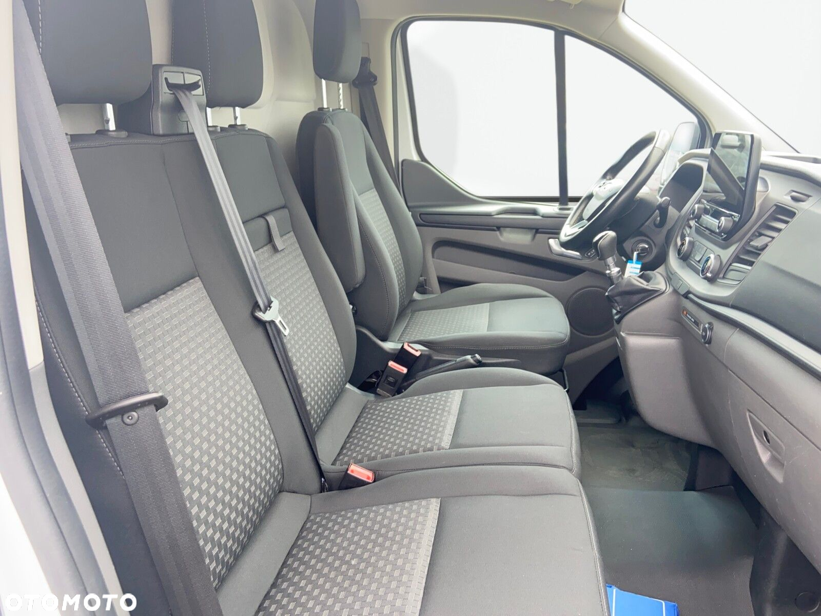 Ford transit-custom - 13
