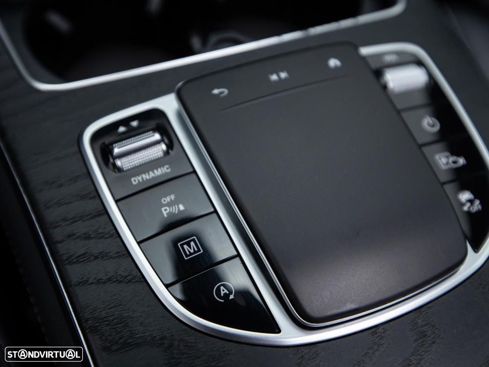 Mercedes-Benz GLC 200 4Matic 9G-TRONIC AMG Line - 26