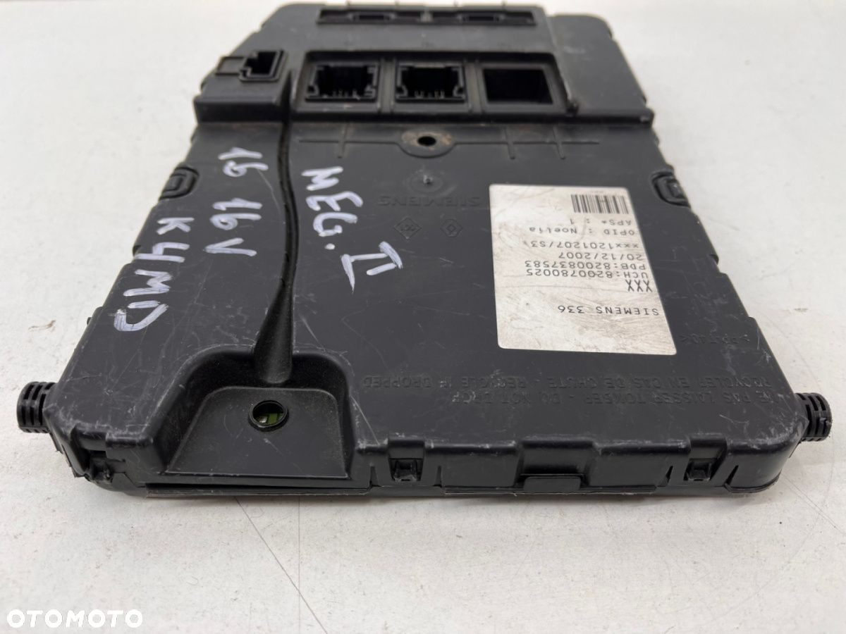 Skrzynka bezpieczników Renault scenic 2 megane 2 moduł komfortu 8200724405 - 13