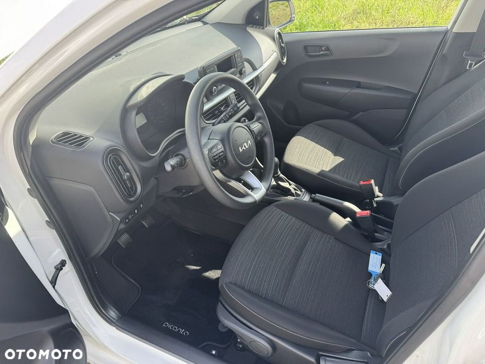 Kia Picanto - 12