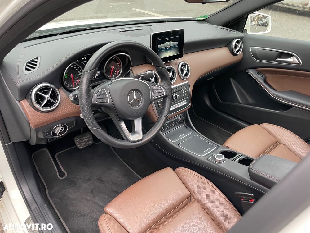 Mercedes-Benz A 160 7G-DCT - 5