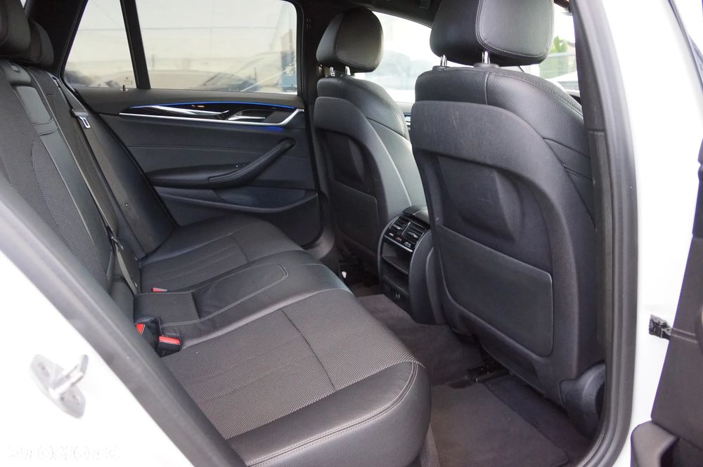 BMW Seria 5 520d xDrive Sport Line - 35