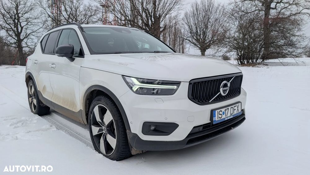 Volvo XC 40 T5 AWD Momentum Pro - 32