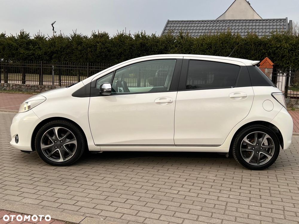 Toyota Yaris - 11
