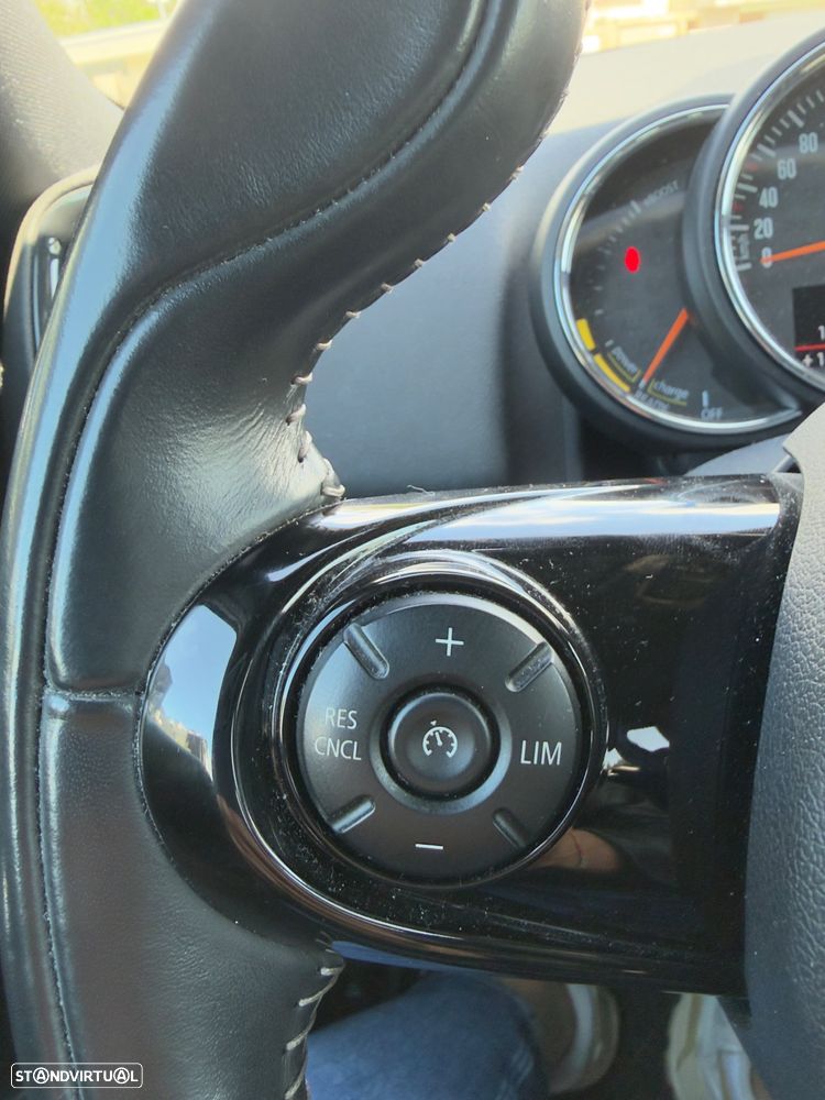 MINI Countryman Cooper SE ALL4 Auto - 11